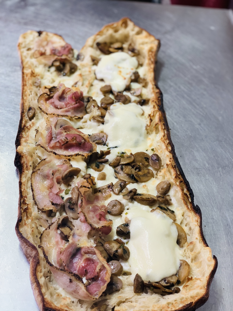 Provola, Salame e Funghi