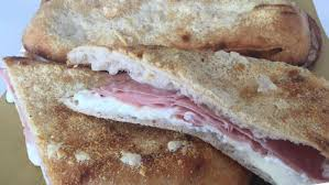 Provola, ricotta e prosciutto cotto
