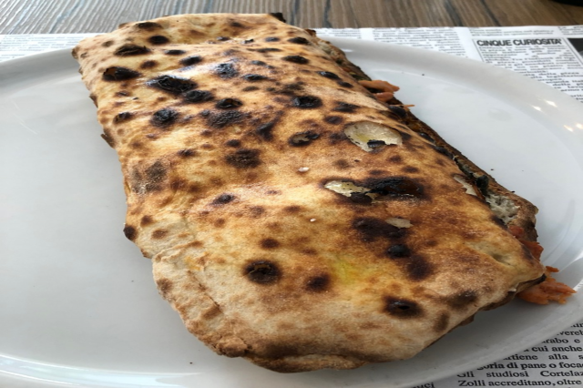 Provola, porchetta e funghi